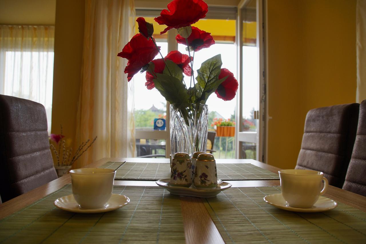Bodo Park Apartment เฮวิซ ภายนอก รูปภาพ